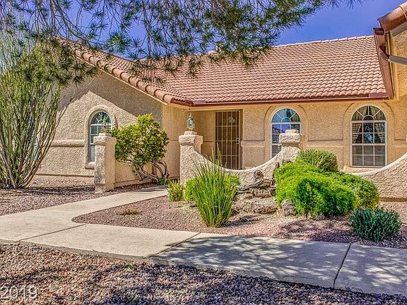 2nd image of 5785 N Durango Dr