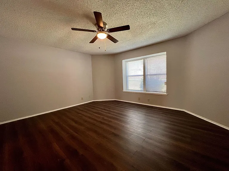 8626 Serene Ridge Dr — Photo 14