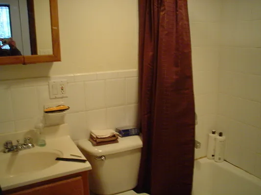 Rented by Chartwell Manhattan Realty | media 11