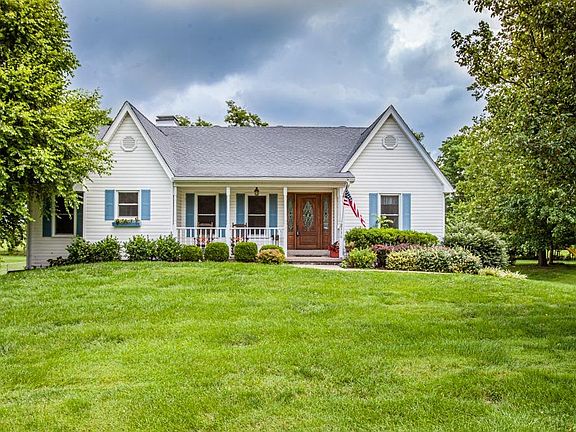2nd image of 336 Farmbrook Cir