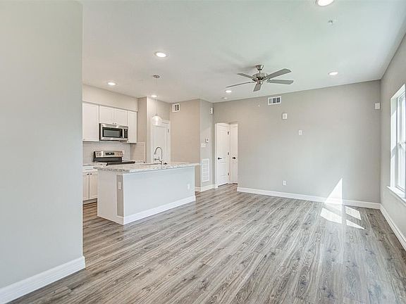 5th image of 5262 Ella Blvd #D707