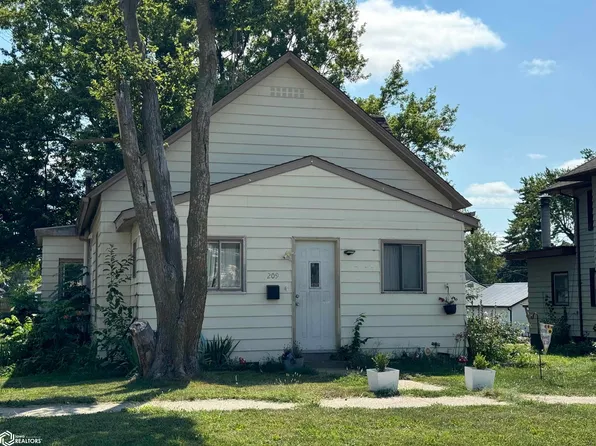 209 S Peterson St, Creston, IA 50801