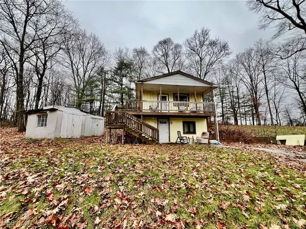 6009 Vo Ash Dr SW, Carrollton, OH 44615