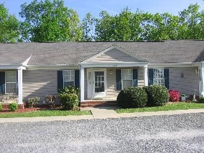1st image of 1002 Royal Garden Ct