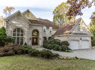 5202 Watercrest Rd, Midlothian, VA 23112