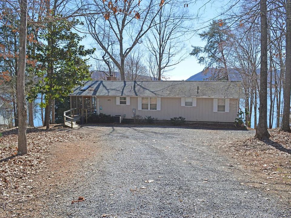 1st image of 101 Winter St