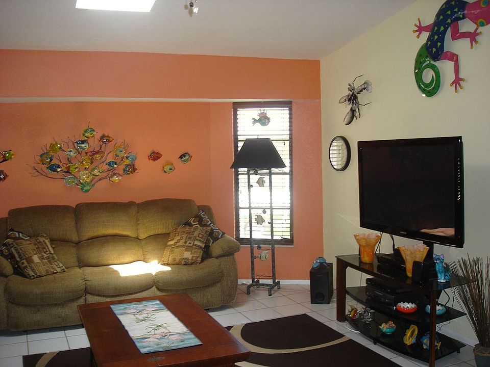 Light Filled Family Room