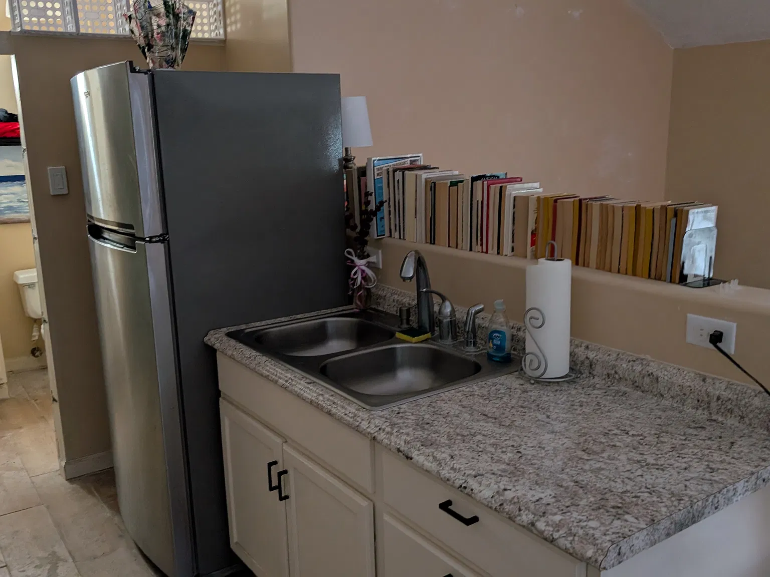 Studio, 400 sqft, $1,200 — Photo 3