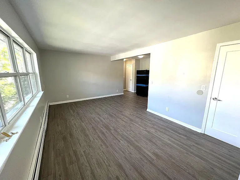 388 Stuyvesant Ave #19 — Photo 4