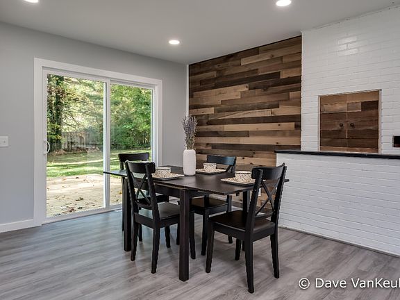 5th image of 4361 Braeburn Dr SE