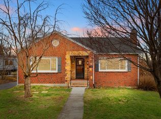 116 Ellett Dr SE, Christiansburg, VA 24073