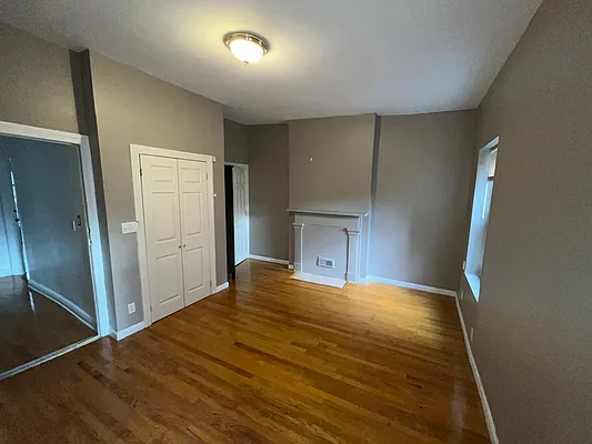 Rented by Compass | media 40