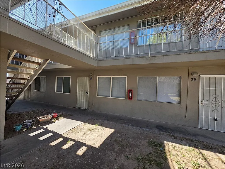 304 Orland St #39 — Photo 3