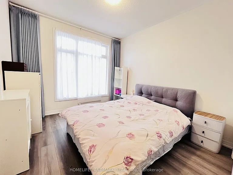1057 Cameo St — Photo 9