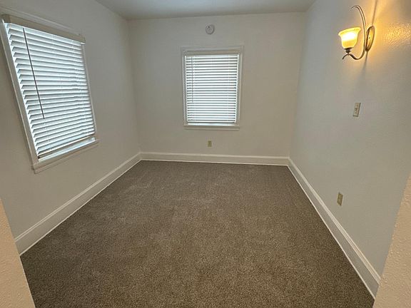 5th image of 1757 A Ave NE #1