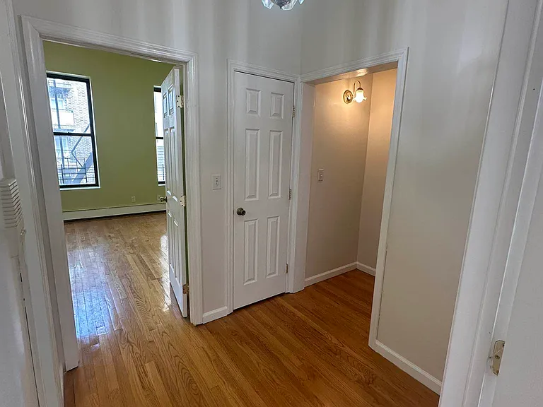 21 Vernon Ave #1 — Photo 17