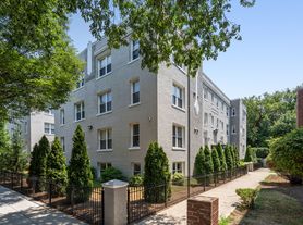 906 Gallatin St NW, Washington, DC