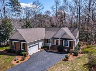 806 Middle Gate Gate, Irvington, VA 22480