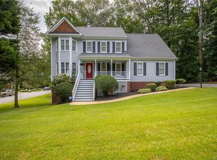 4507 Twin Cedars Rd, Chester, VA 23831