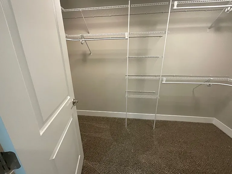 849 Crystal Ct — Photo 17