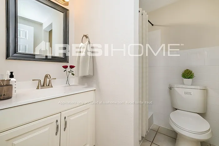 3446 Cincinnati Dr — Photo 9