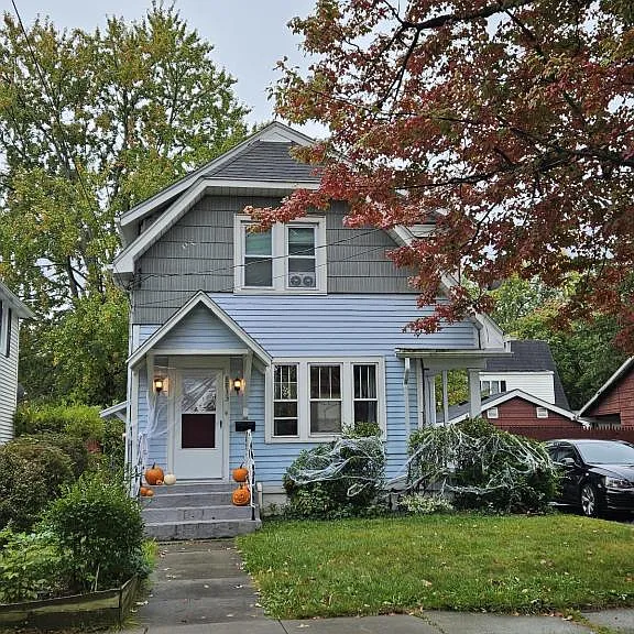 8833 Pear Ave — Photo 13