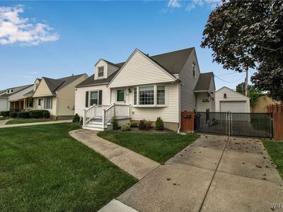 215 Cresthill Ave, Tonawanda, NY, 14150