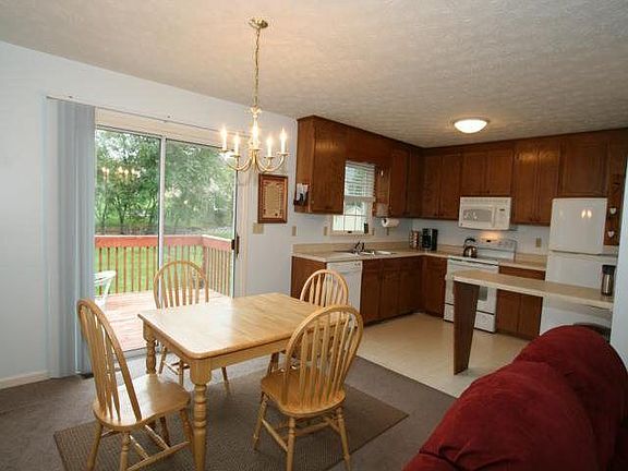 5th image of 1662 Park Lawn Dr