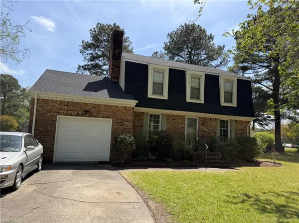 824 Heritage Pt, Chesapeake, VA 23322