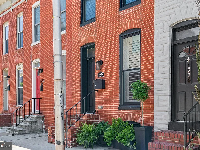 1228 Patapsco St — Photo 40