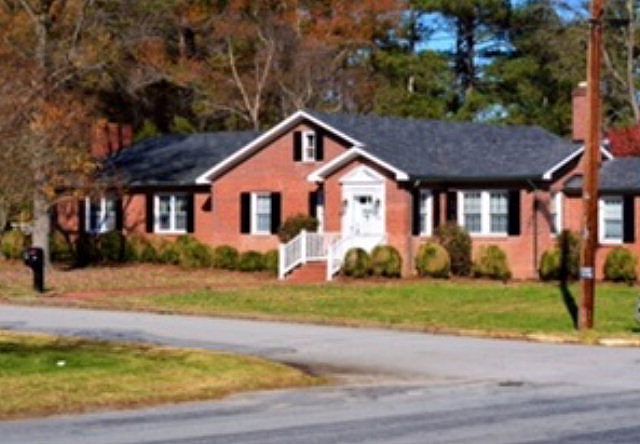 1st image of 502 Laurel St