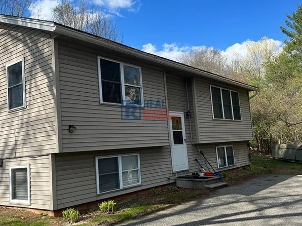 77 Winsor Dr #B, White River Junction, VT 05001