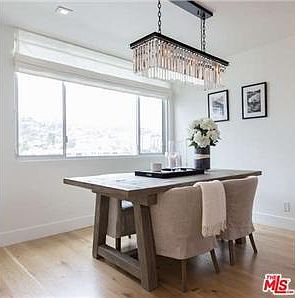 4th image of 818 N Doheny Dr APT 807