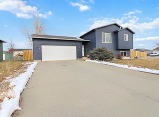 600 Teddy St, Harrisburg, SD 57032