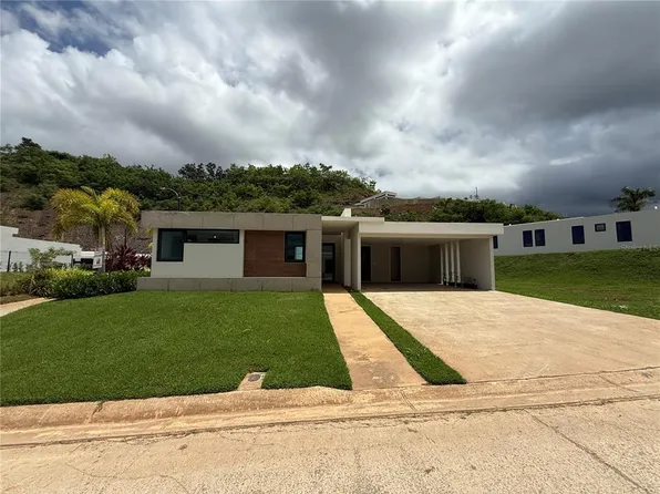 162 Saint Monteazul #162, Guaynabo, PR 00969