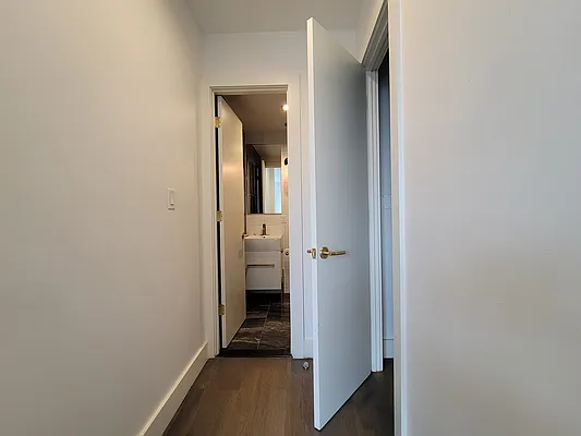 Rented by Lodger Corp | media 26