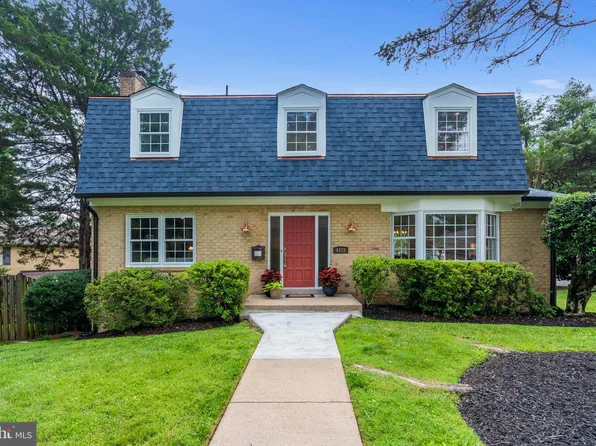 4572 26th St N, Arlington, VA 22207