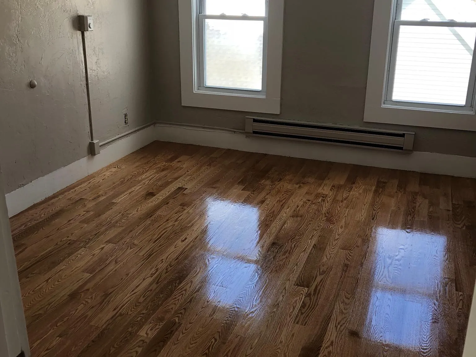 32 Smith Ave — Photo 1