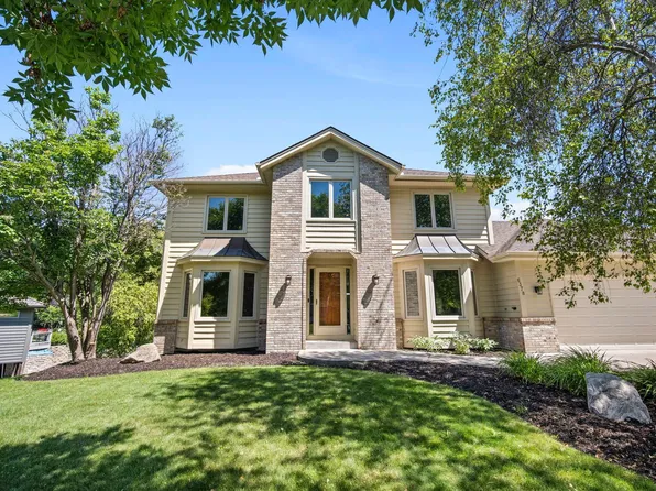 6378 Glacier Ln N, Maple Grove, MN 55311
