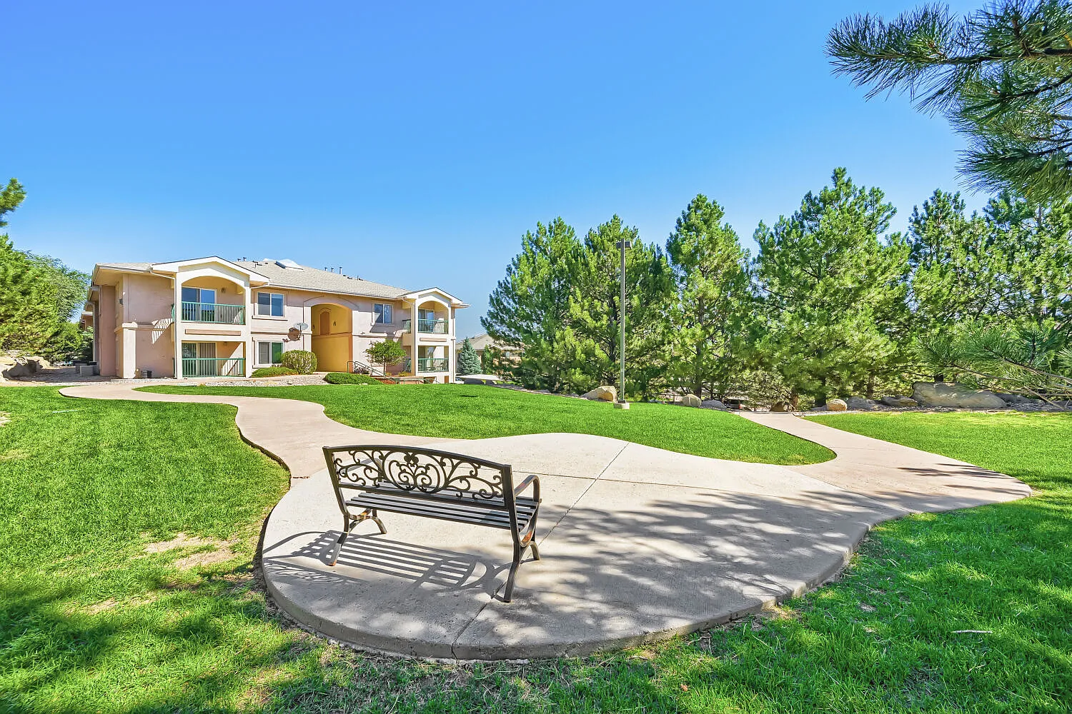 3060 Mandalay Grove - 7 — Photo 4