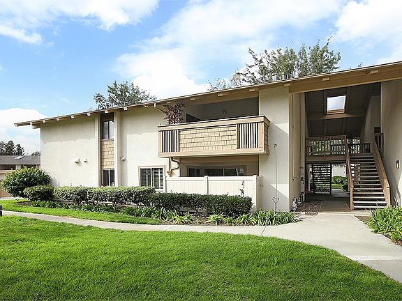 Resort-inspired living in the heart of Huntington Beach