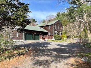 380 Lewis Farm Rd, Coventry, RI 02827