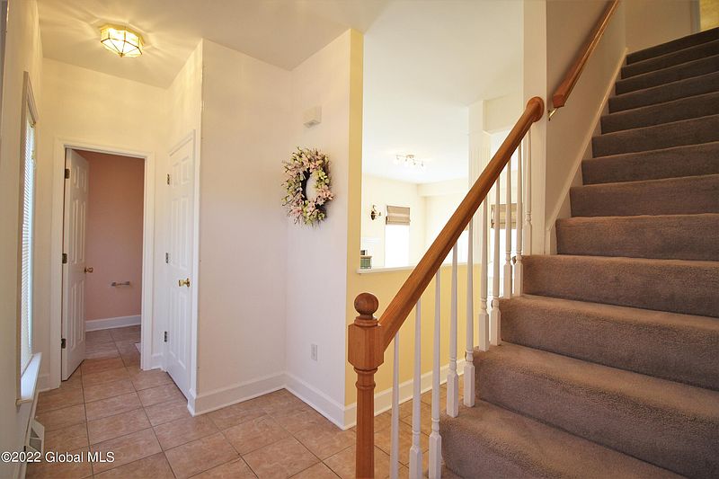 5th image of 12 Knollwood Drive