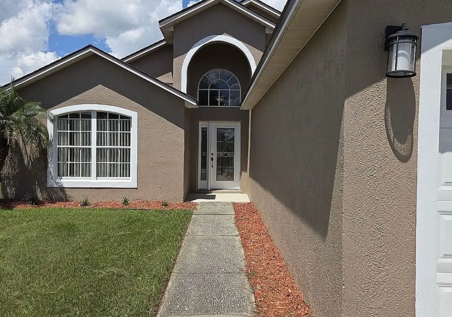 Move-In Ready 3-Bedroom Home in Kissimmee, FL! — Photo 2