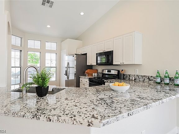 5th image of 4624 Mountain Tree St