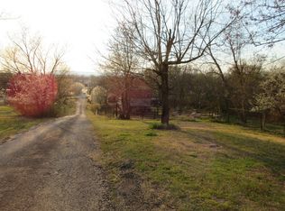 211 E 3rd St, Plainview, AR 72857