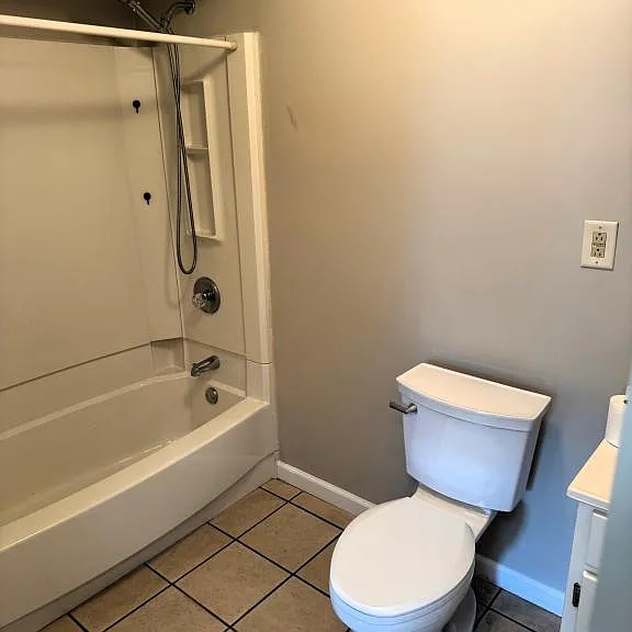 1321 Chestnut St #2 — Photo 3