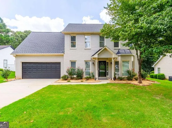 922 Heartwood Cir, Lawrenceville, GA 30043