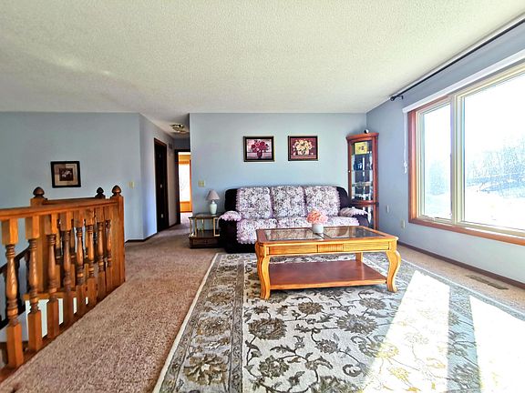 5th image of 16347 Adret Ct