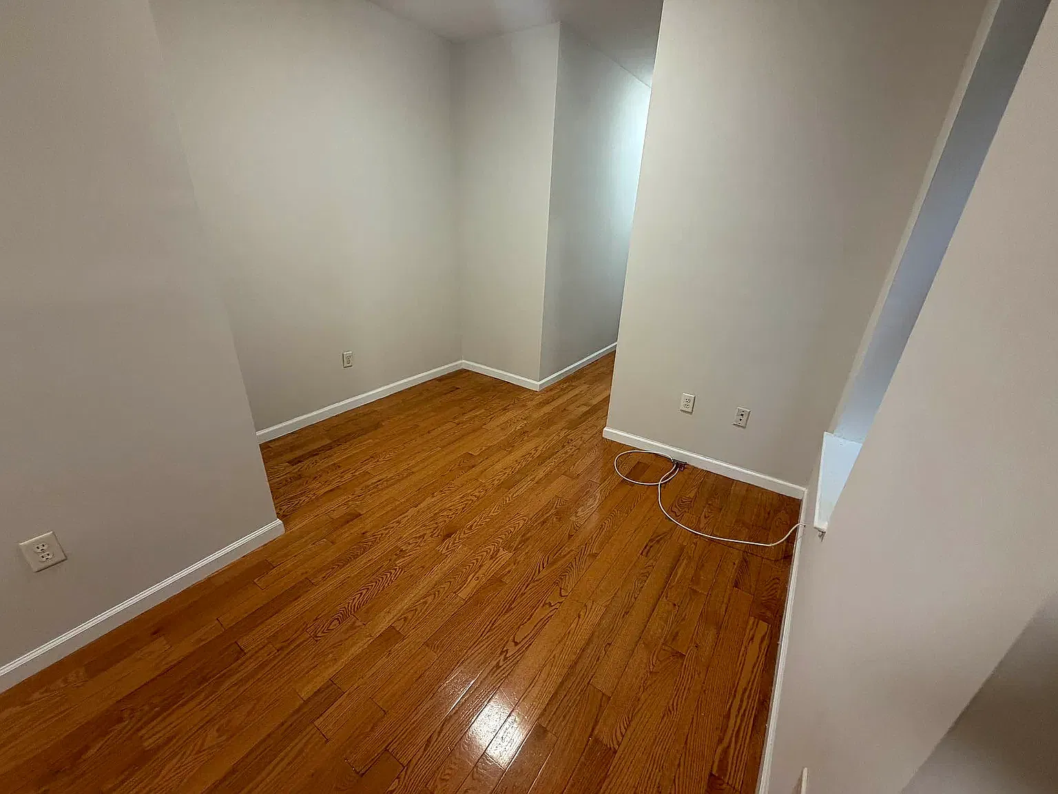 228 West 24th Street — Photo 4
